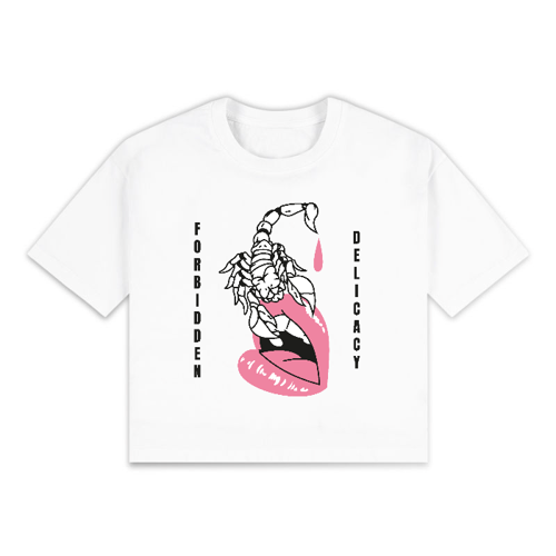 Immagine di T-Shirt Crop Top "Forbidden Delicacy"