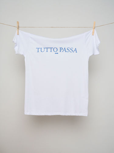 Immagine di T-SHIRT TUTTO PASSA