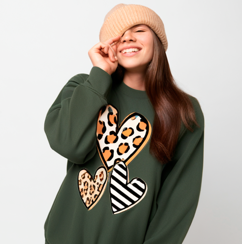 Immagine di  Cuori Leopardati - Stile Unico e Selvaggio, Felpa Donna Girocollo Cotone Organico | B&C WW32B